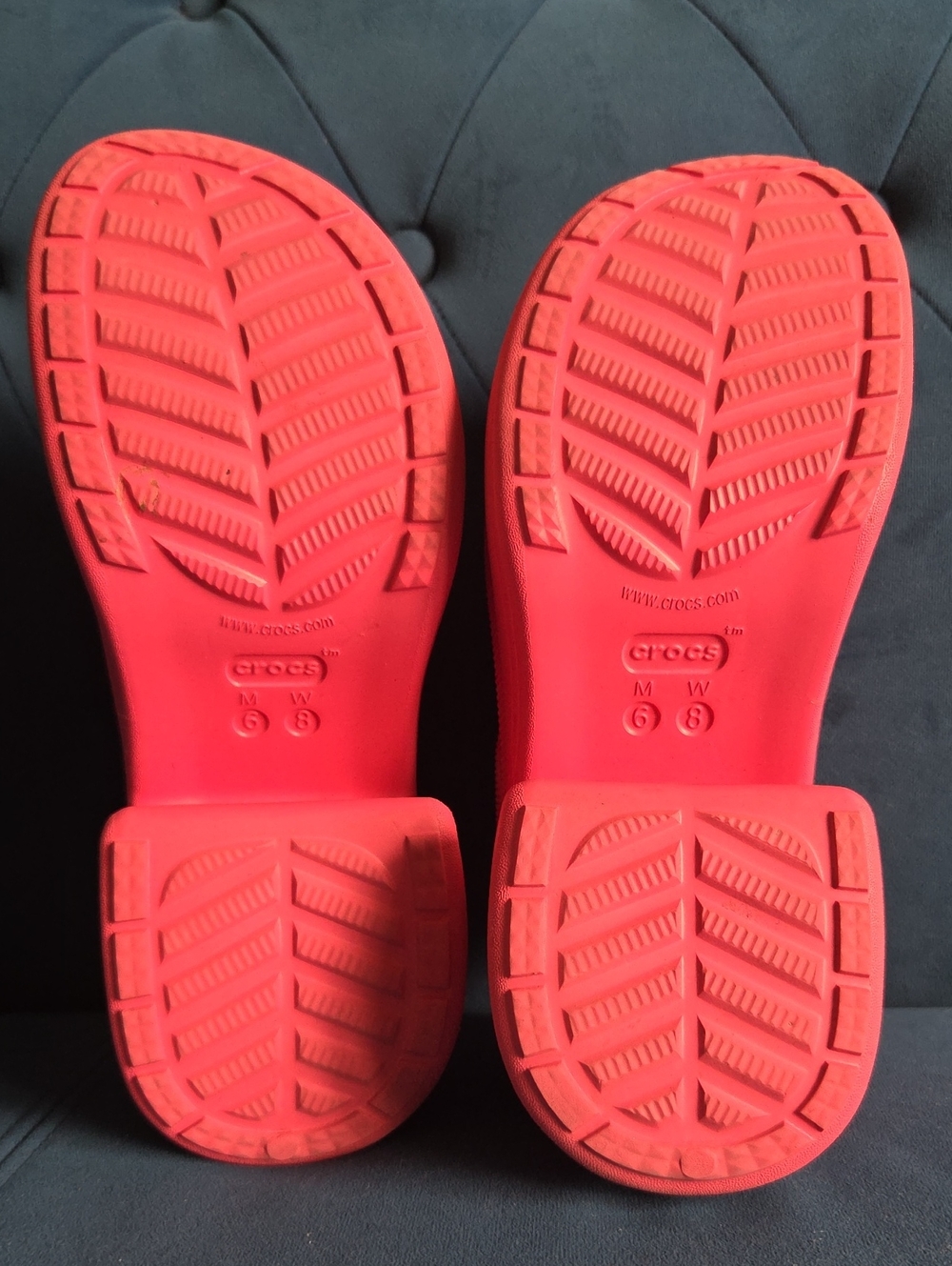 CROCS Siren Platform Clogs - Picture 7 of 9